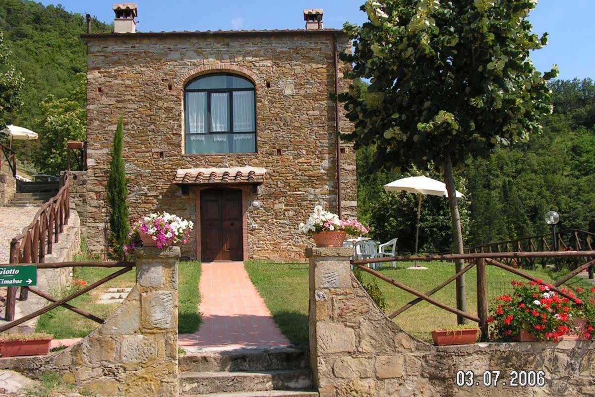 Fattoria Il Lago Dicomano Luaran gambar